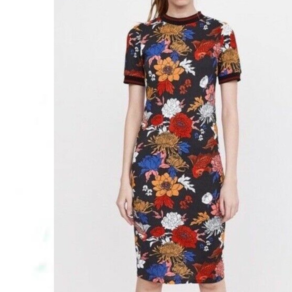 Zara Ribbed Koi Print Mid T-shirt Dress
